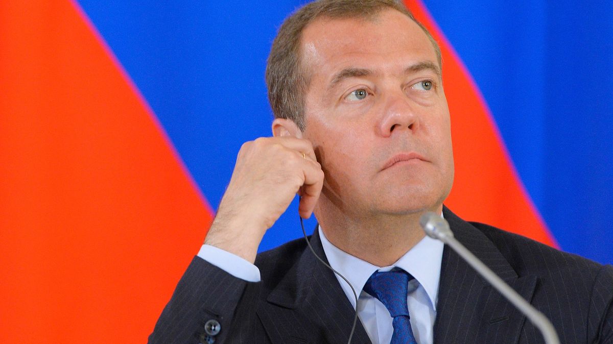 Medveděv popsal čtyři situace, kdy Rusko může použít jaderné zbraně